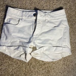 women’s size 0, american eagle jean shorts, white